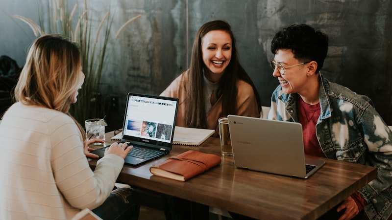 Couple choosing the right program together